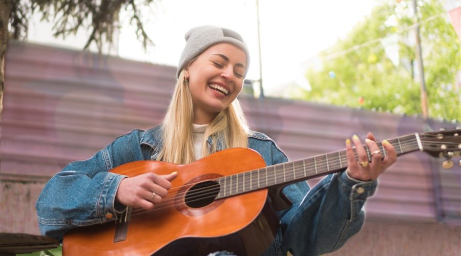 Apprentissage en solitaire de la guitare