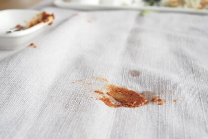 taches nappe