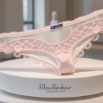 découvrez pourquoi le confort est essentiel avec bleu bonheur, la lingerie spécialement conçue pour femmes mûres. alliez bien-être, élégance et douceur au quotidien grâce à des sous-vêtements adaptés à vos besoins.